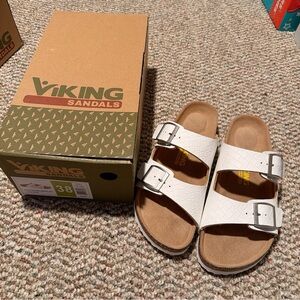Viking Womens White Double-Buckle Sandals